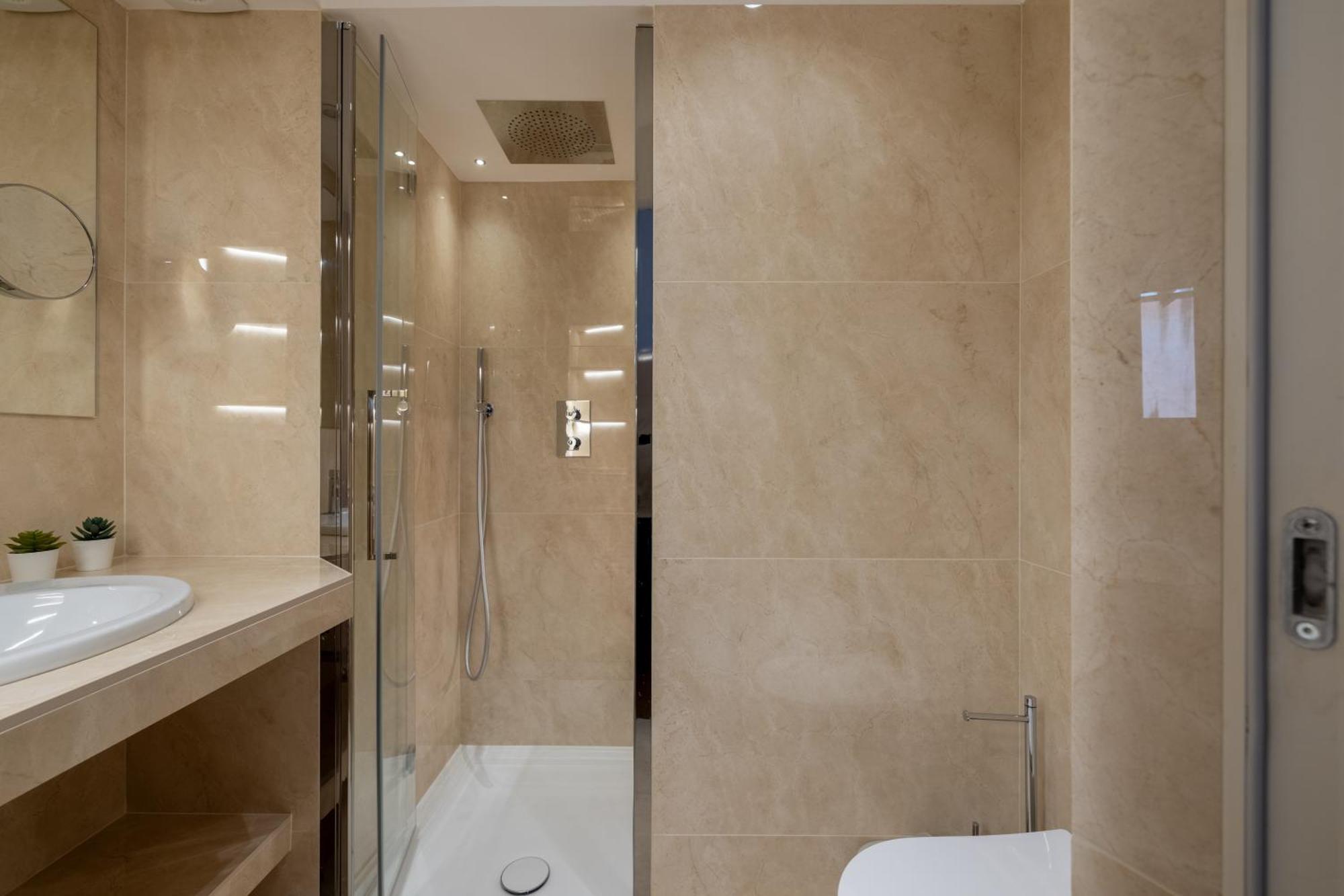 Apartment The Rent - One-bedroom Flat In Tritone Area